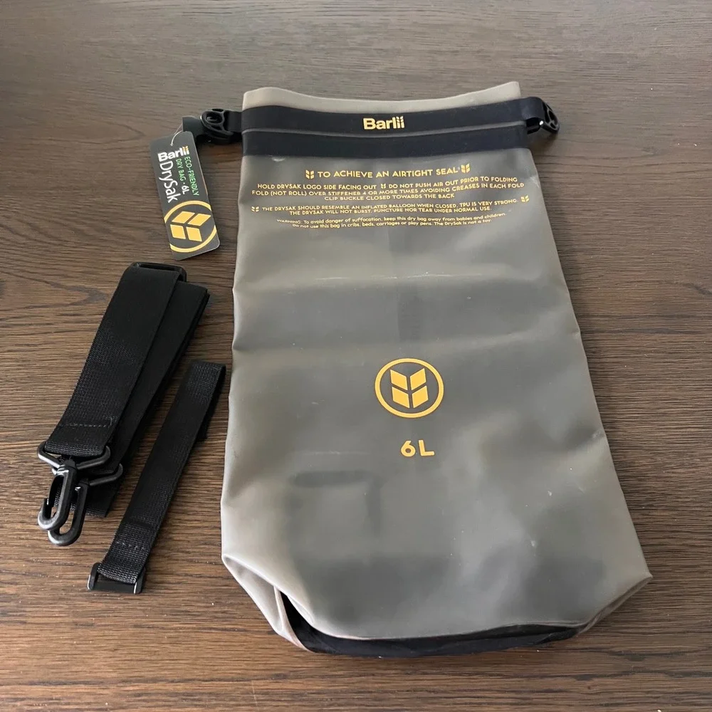 Barlii DrySak 6L Eco-Friendly TPU Dry Bag Waterproof Smoke Grey Gold Logo NEW